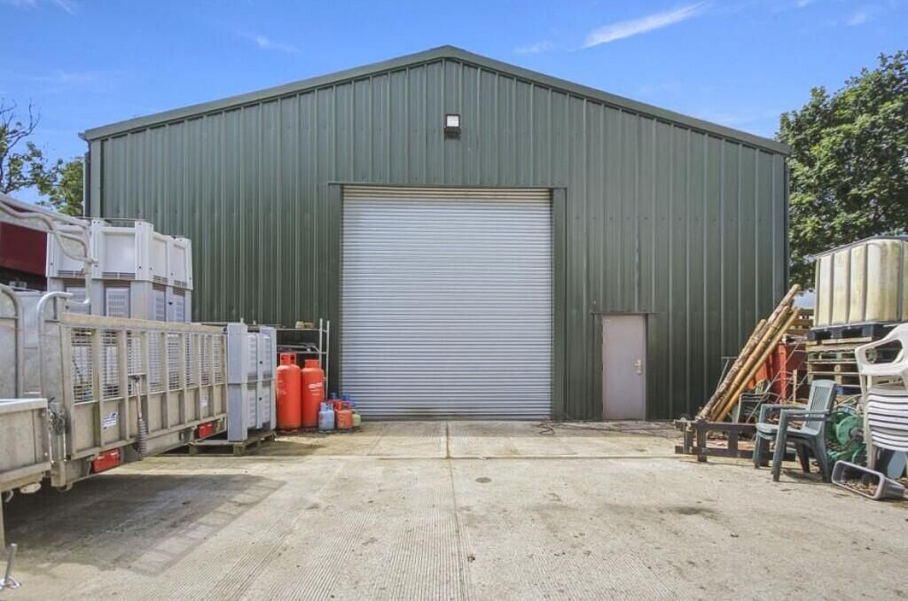 Property photo 3 of 41 Outbuildings