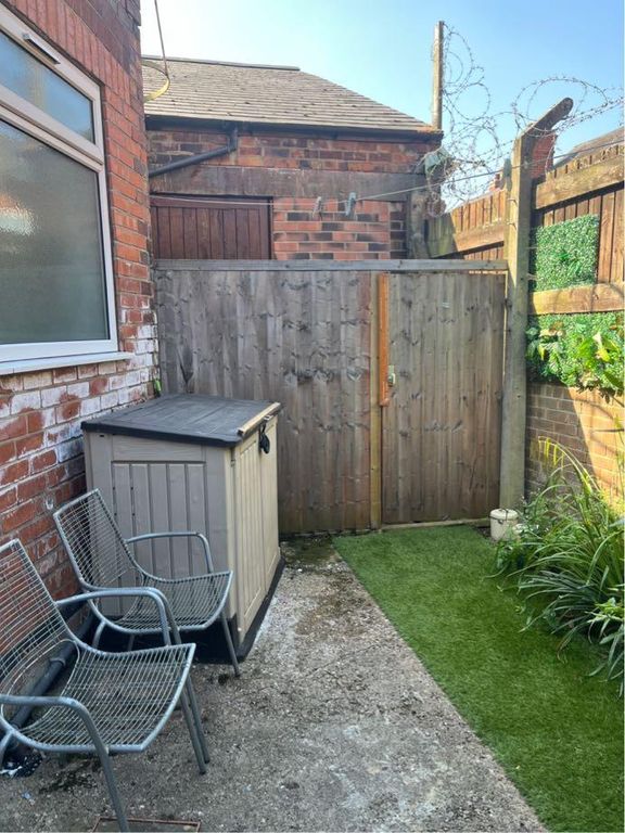 Property photo 2 of 6