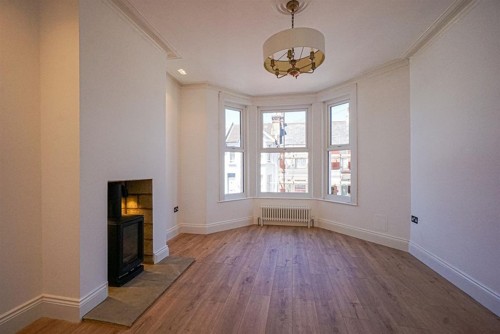 Property photo 2 of 26 Dsc03185_Alto.Jpg