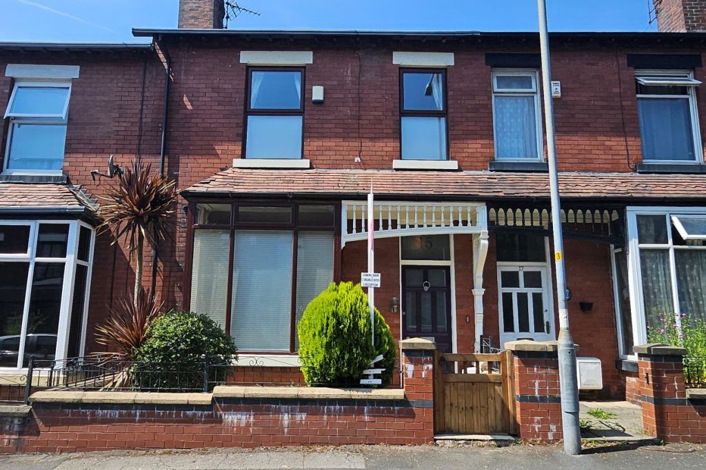 Property photo 1 of 40 1