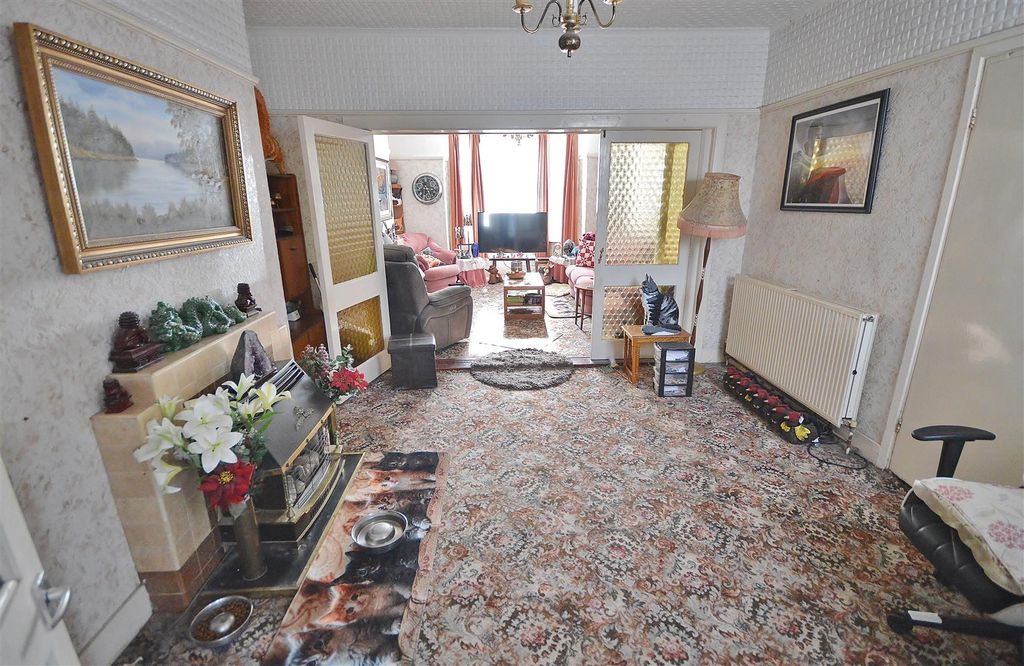 Property photo 3 of 28 Reception Room