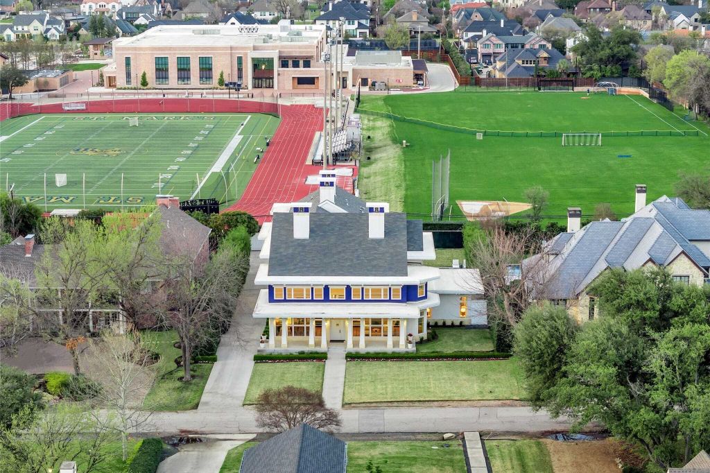 Property photo 1 of 31