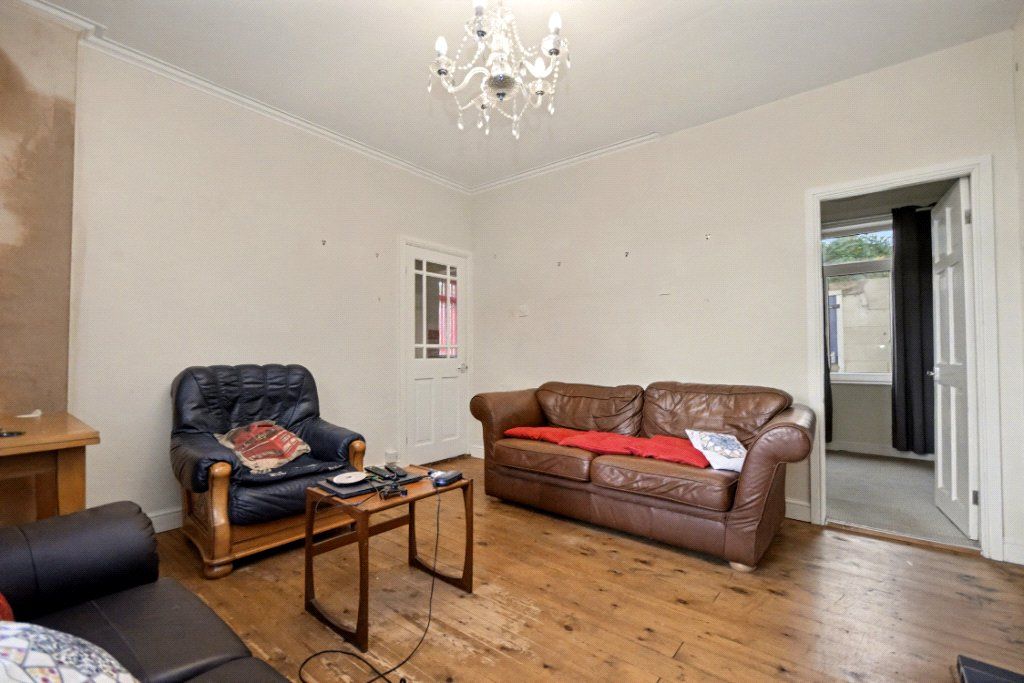 Property photo 3 of 12 Picture No. 18