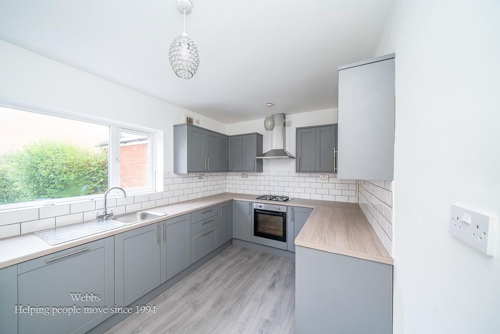 Property photo 3 of 21 Webbs-4.Jpg