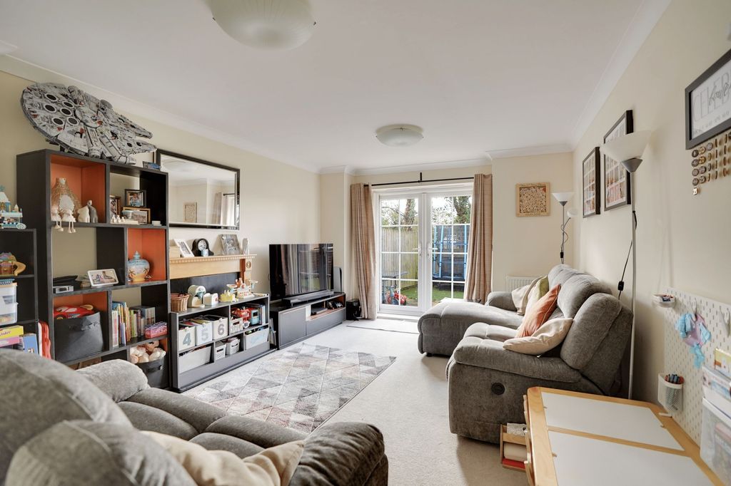 Property photo 3 of 18