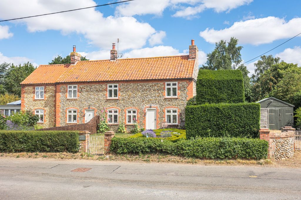 Property photo 1 of 17