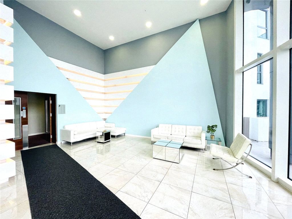 Property photo 2 of 17 Picture No. 03