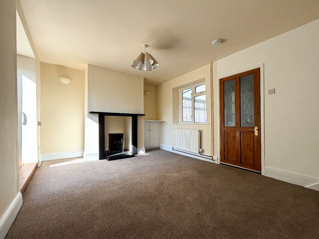 Property photo 3 of 18 5093655