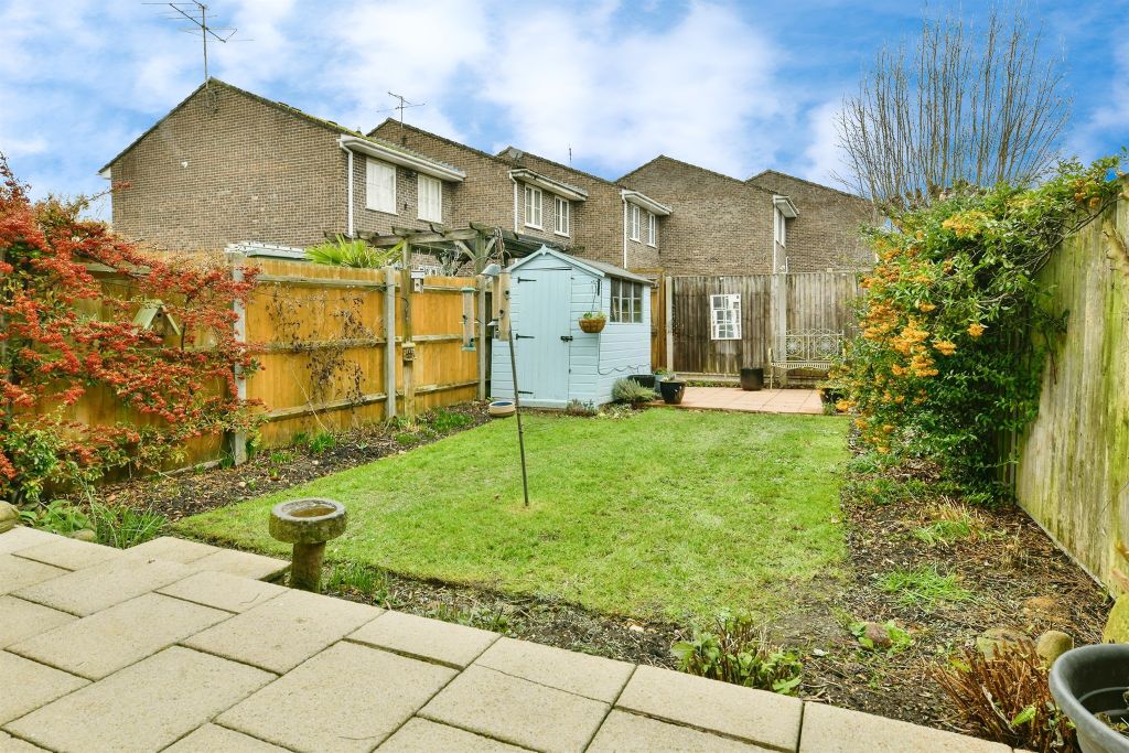 Additional image 19 of 4 bed terraced house for saleGlovers Close, Hertford SG13