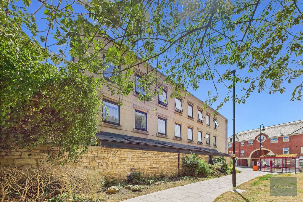 Property photo 1 of 19 Picture No. 26