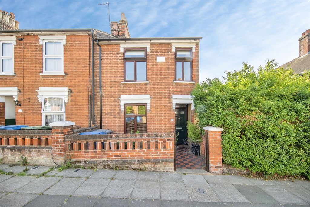 Property photo 1 of 19