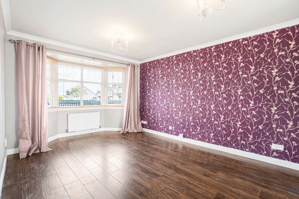 Property photo 2 of 36 4512214