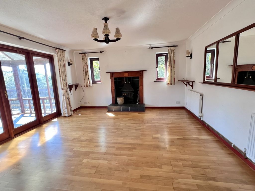 Property photo 2 of 10 Gallery
