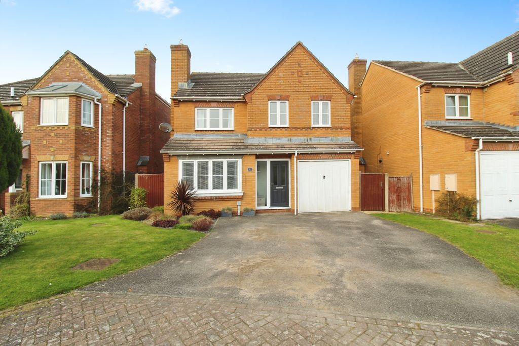 Property photo 1 of 18 Front