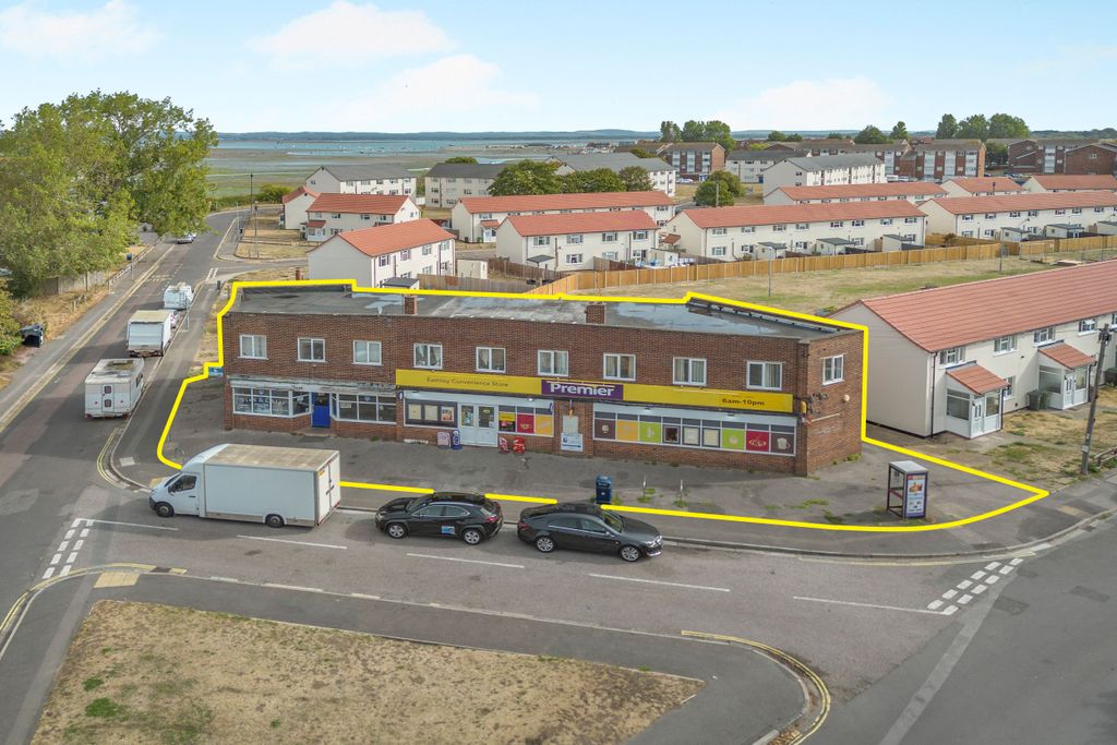 Property photo 1 of 4 3-7 (Odd) Fort Cumberland Road, Southsea Po4 9LG
