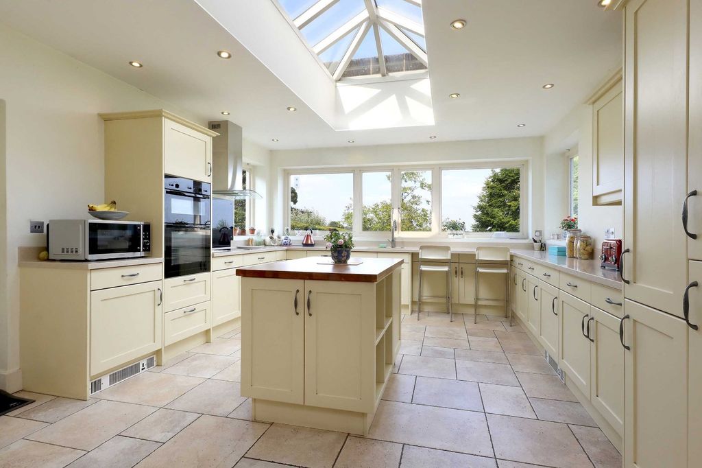 Property photo 3 of 17 Picture No. 76