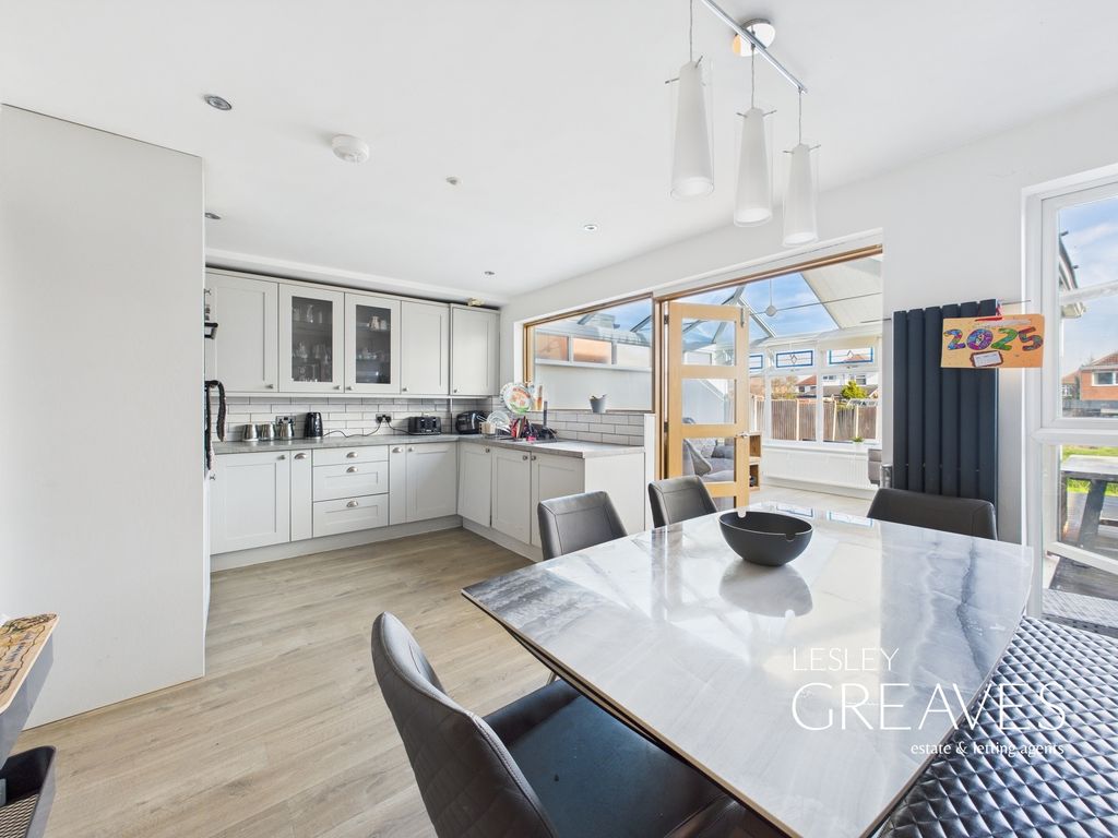 Property photo 1 of 19 Kitchen/Diner