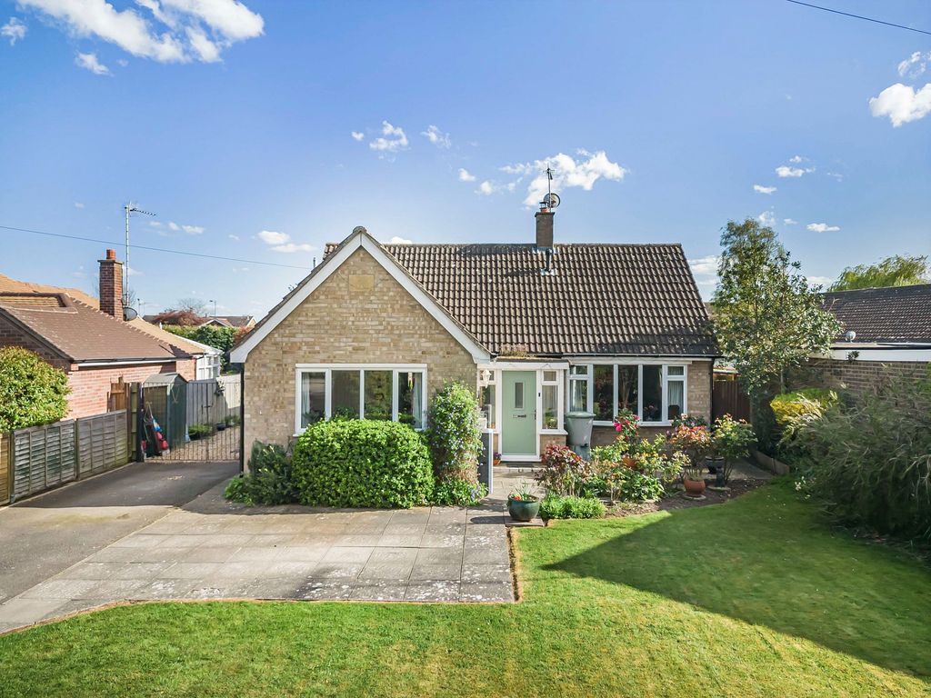 Property photo 1 of 42
