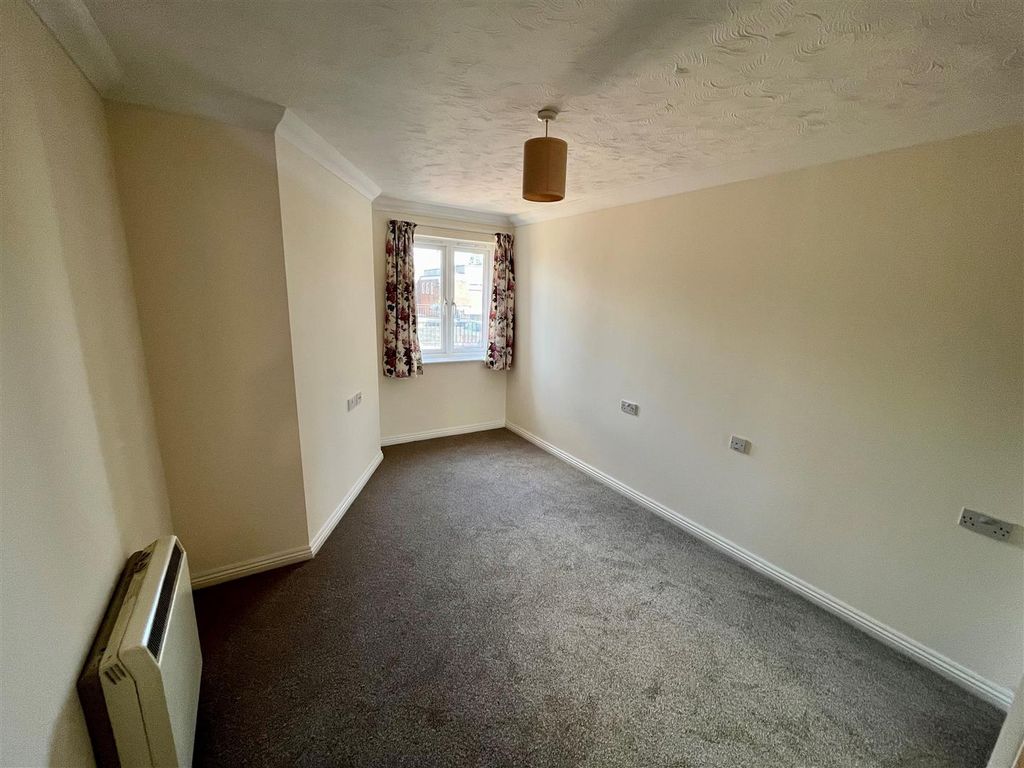 Property photo 3 of 12 B1.Jpg