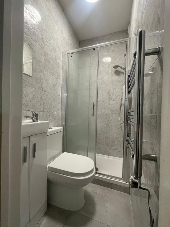Property photo 3 of 3