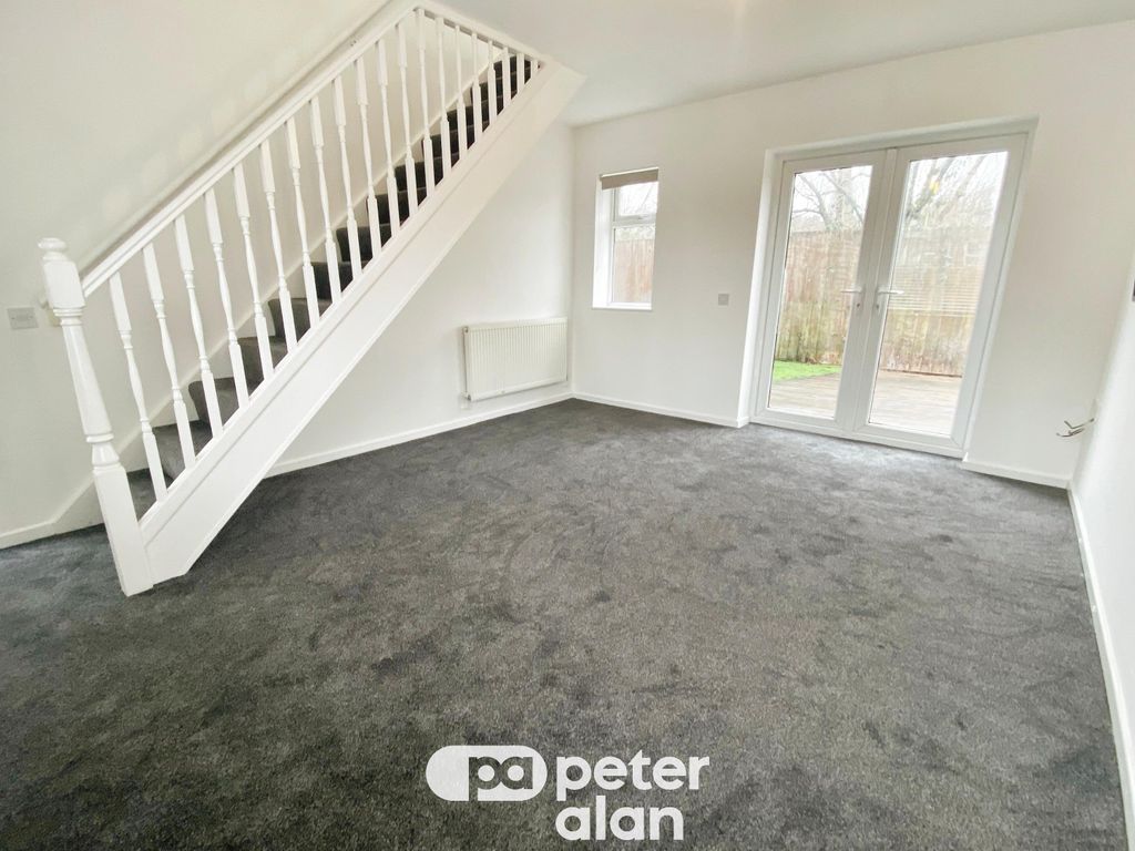 Property photo 2 of 17 Front