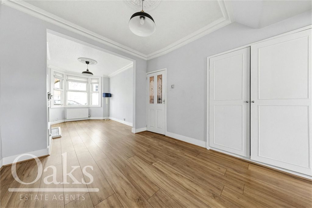 Property photo 3 of 8 Picture No. 06