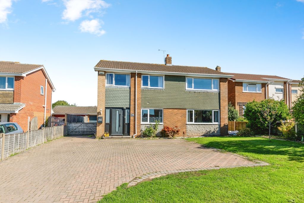 Property photo 2 of 21 Front