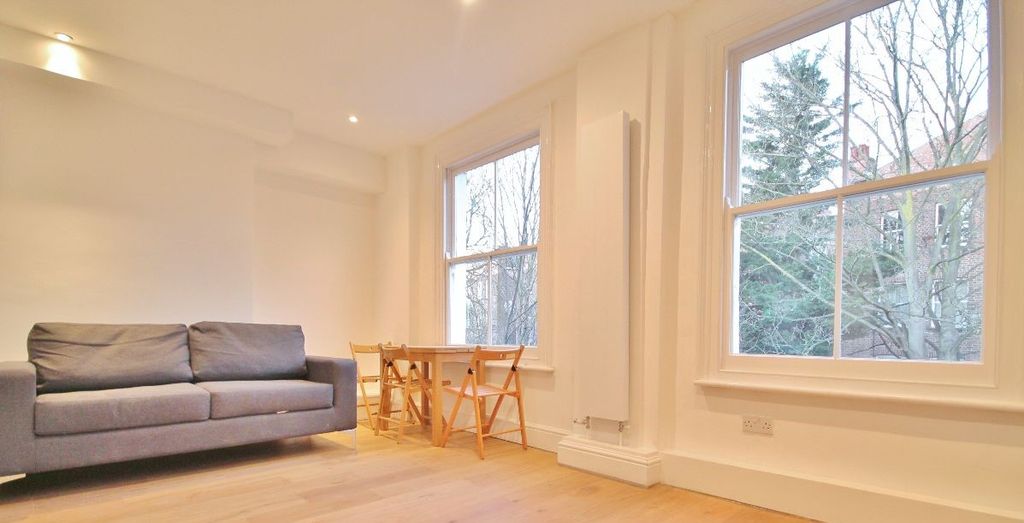 Property photo 2 of 9