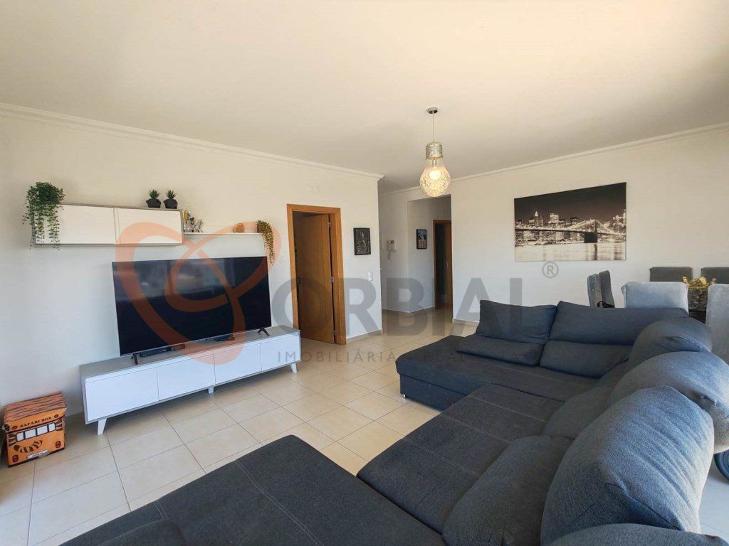 Property photo 3 of 42