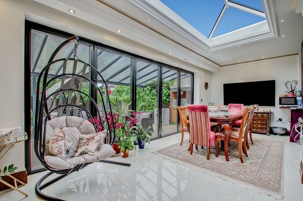 Additional image 5 of 4 bed semi-detached house for saleAshness Gardens, Greenford UB6