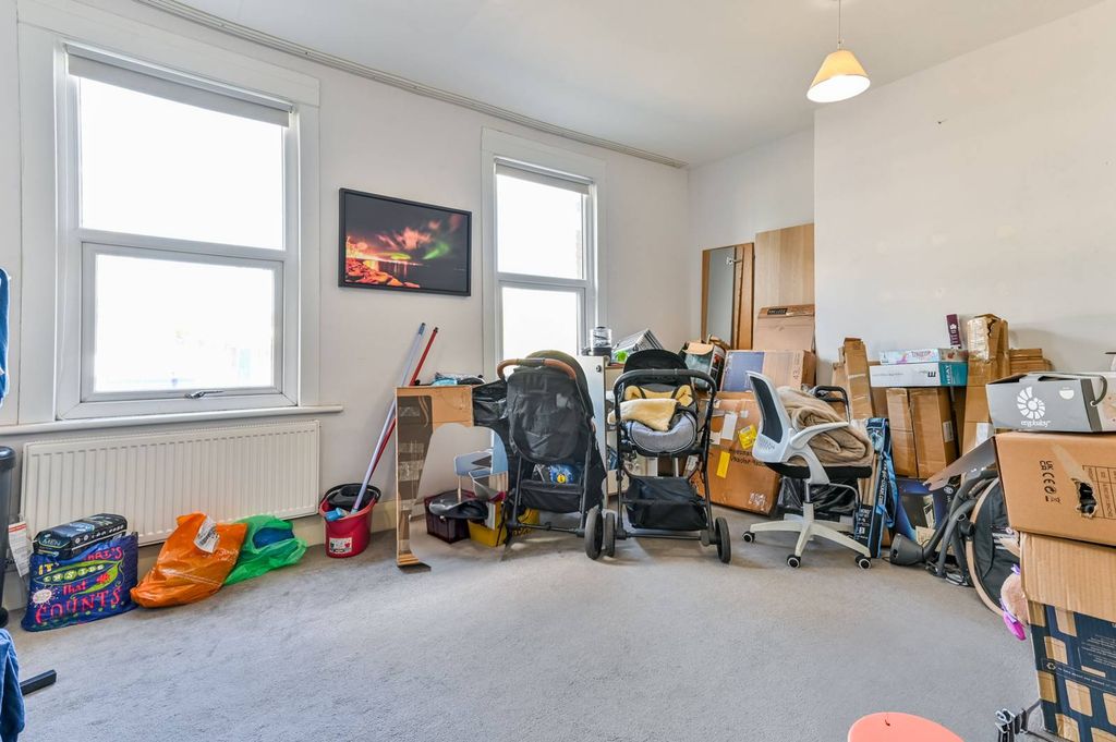 Property photo 2 of 7