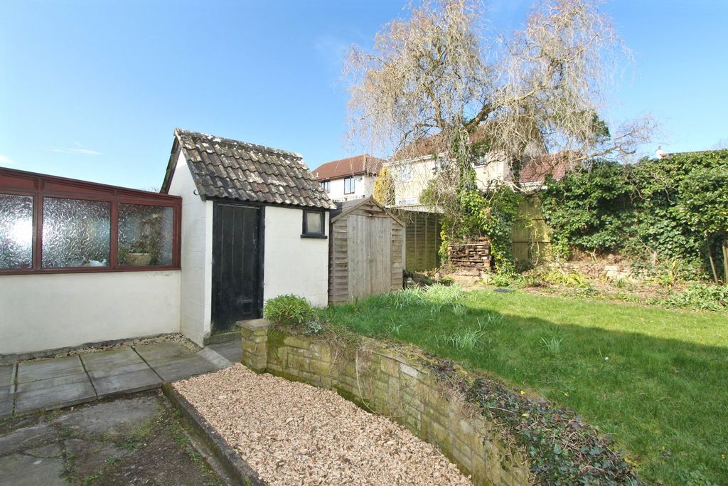 Property photo 3 of 16