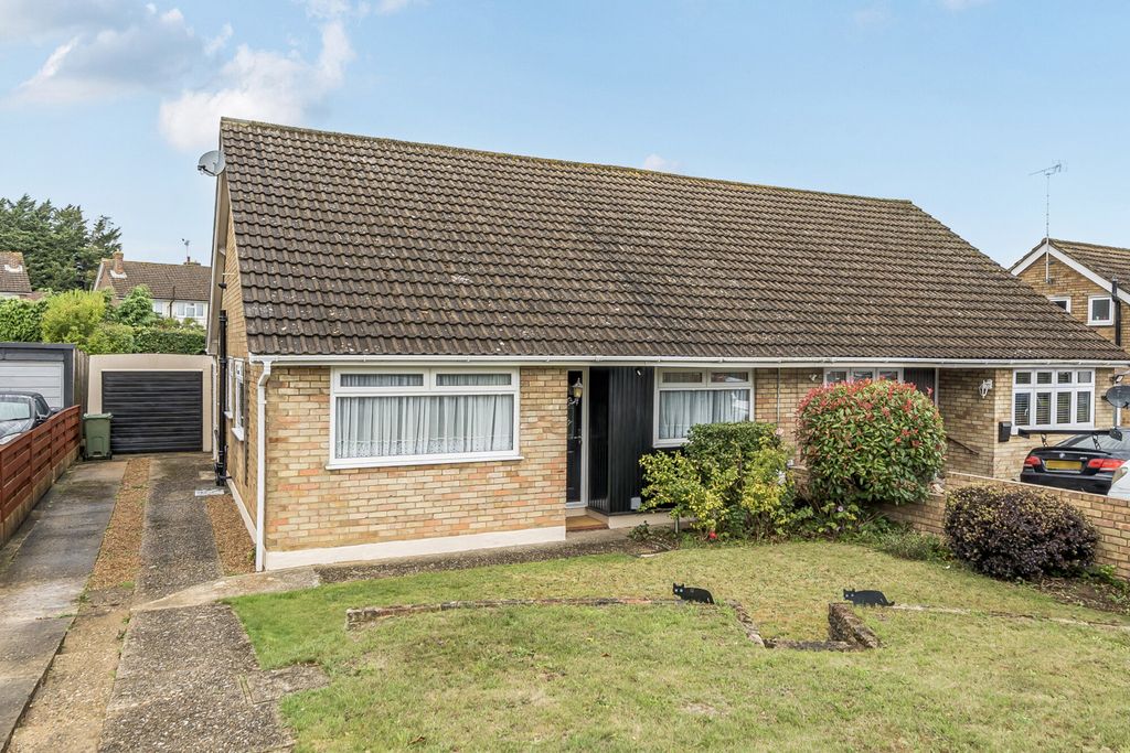 Property photo 1 of 19 External