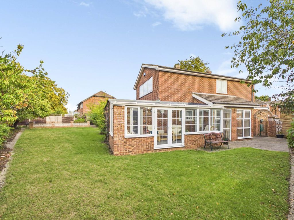 Property photo 2 of 15