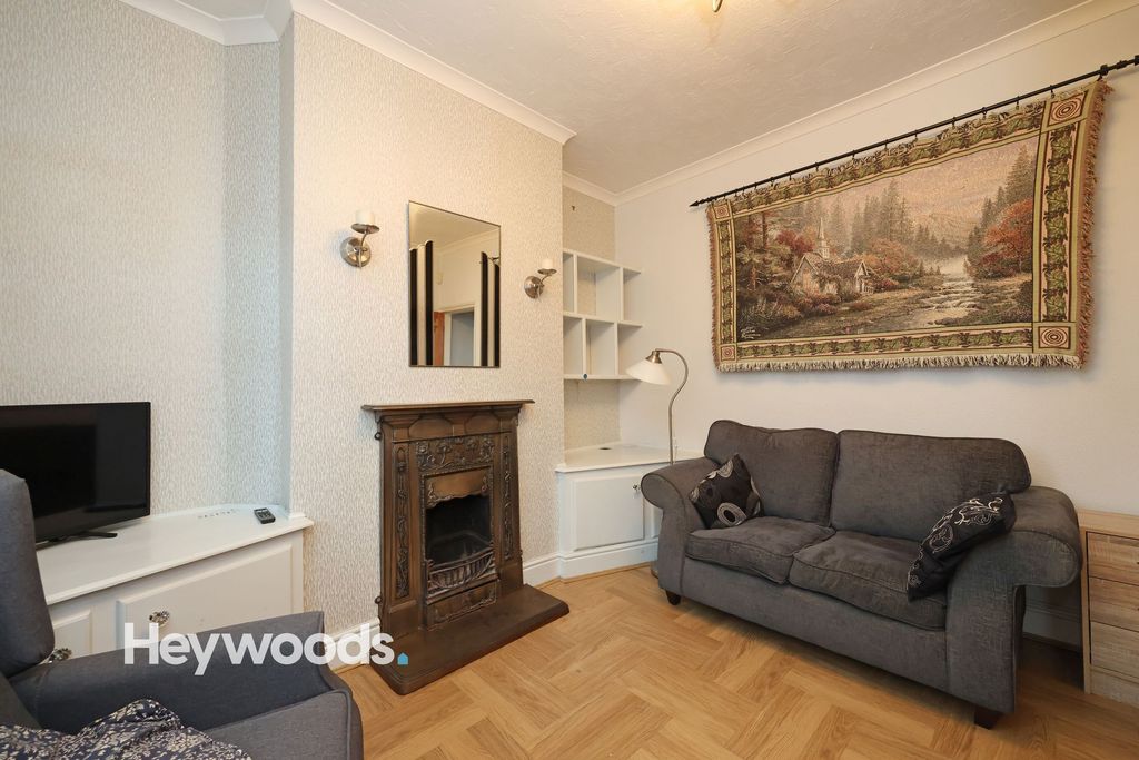 Property photo 3 of 40