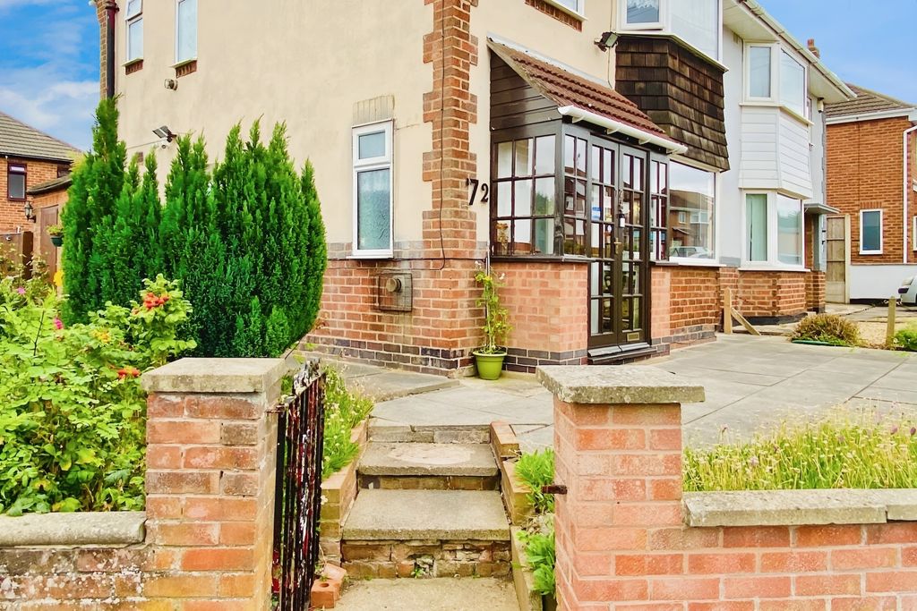 Property photo 3 of 23