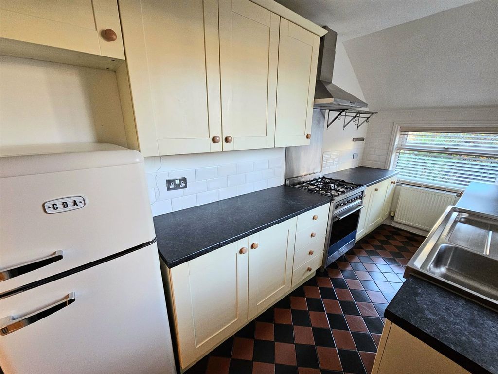 Property photo 2 of 14 Picture No. 04