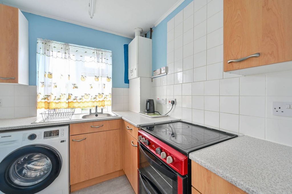 Property photo 1 of 4