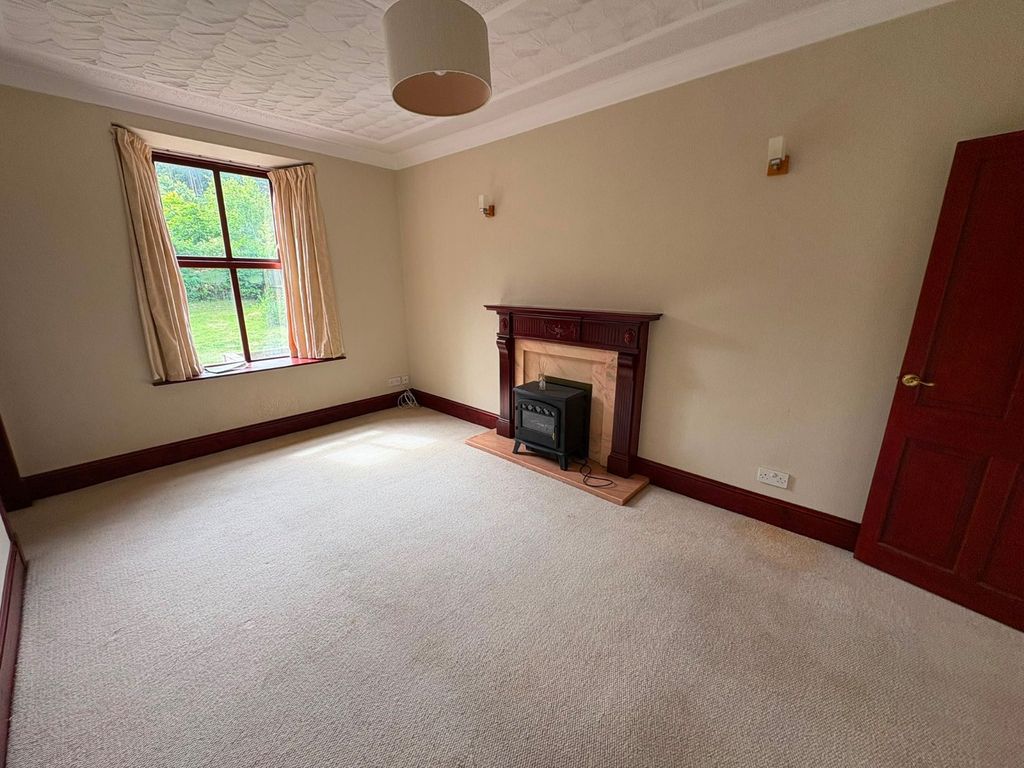 Property photo 2 of 10 Picture No. 13