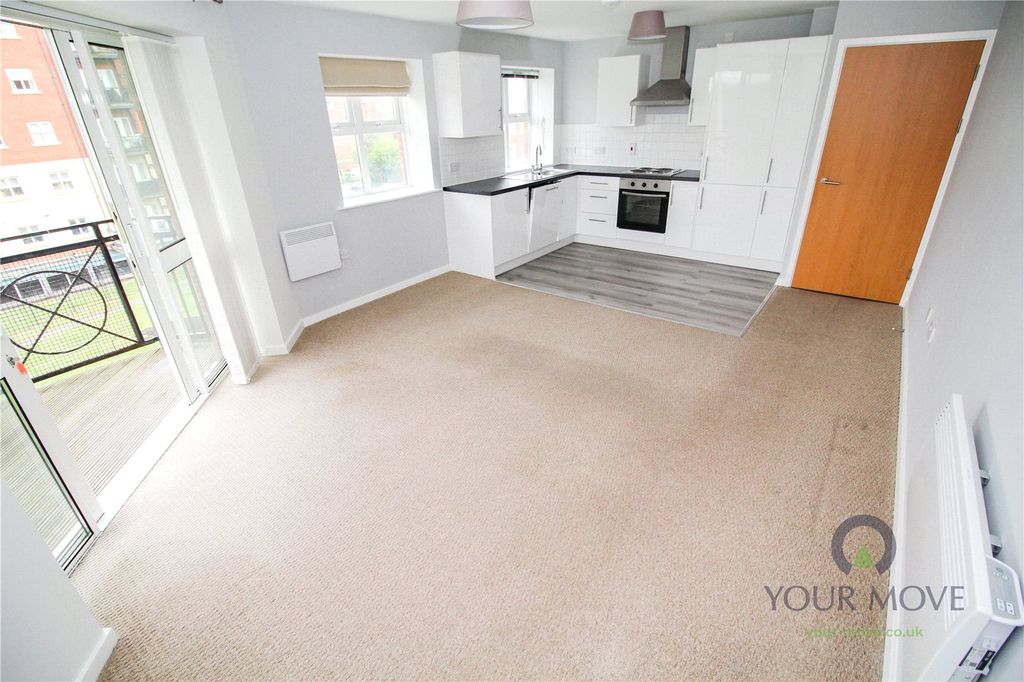 Property photo 3 of 15 Lounge/Kitchen