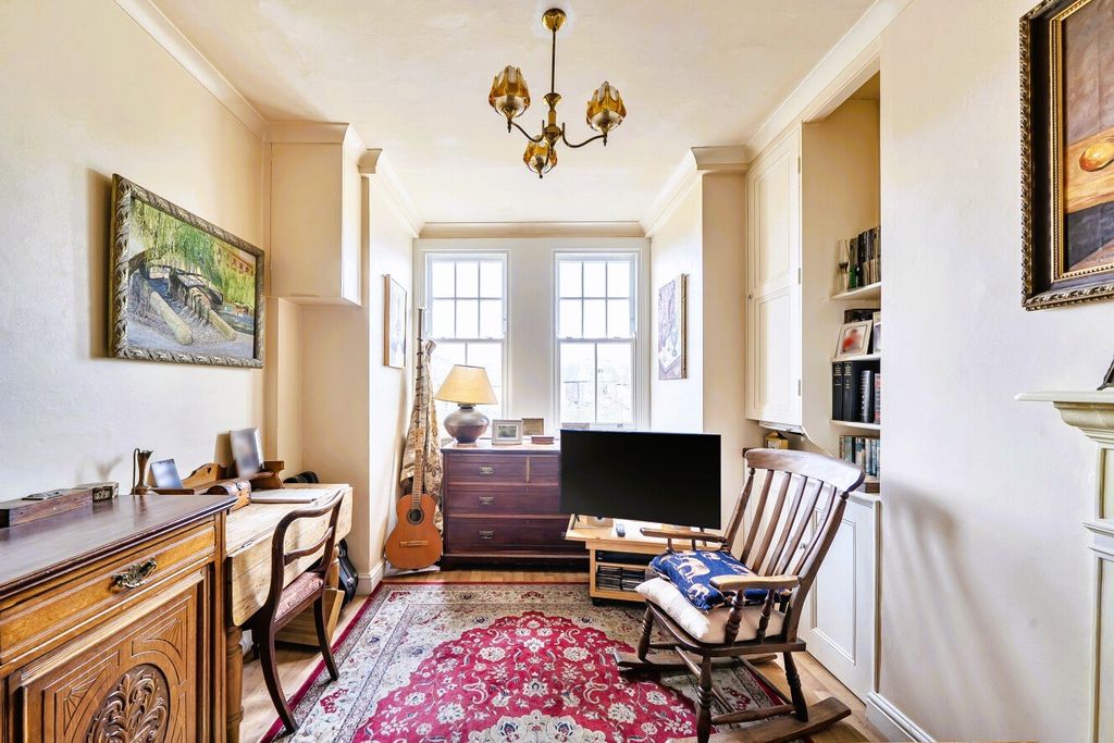 Property photo 2 of 9 Picture No. 16