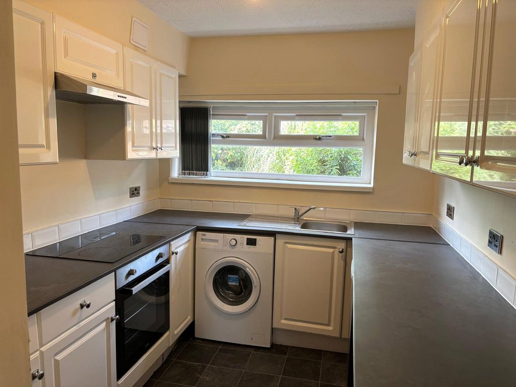 Property photo 3 of 11 Picture No. 01