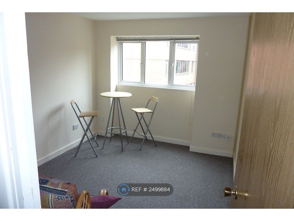 Property photo 2 of 5
