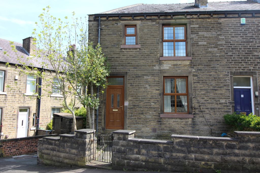 Property photo 1 of 7 Front