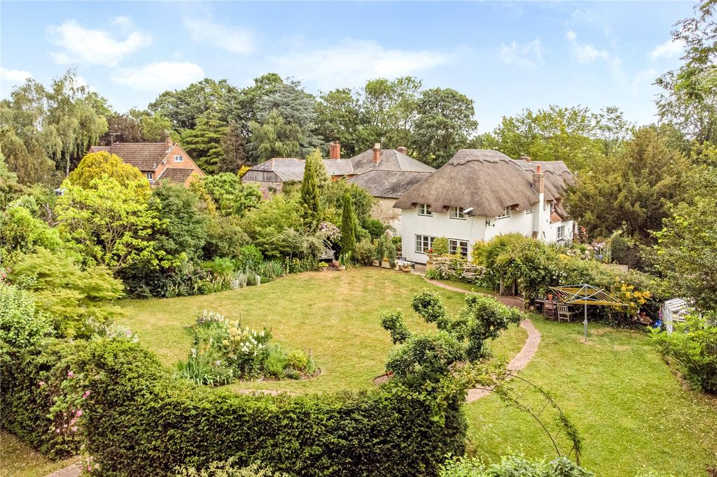 Property photo 2 of 40 Picture No. 76