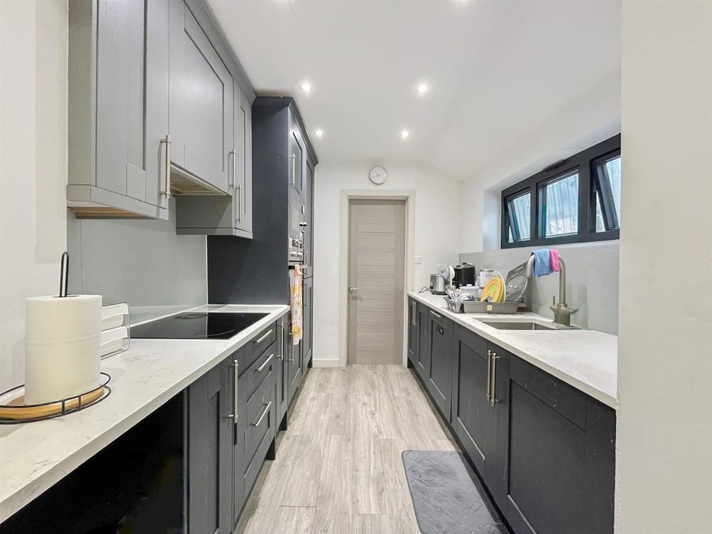 Property photo 2 of 13 Kitchen