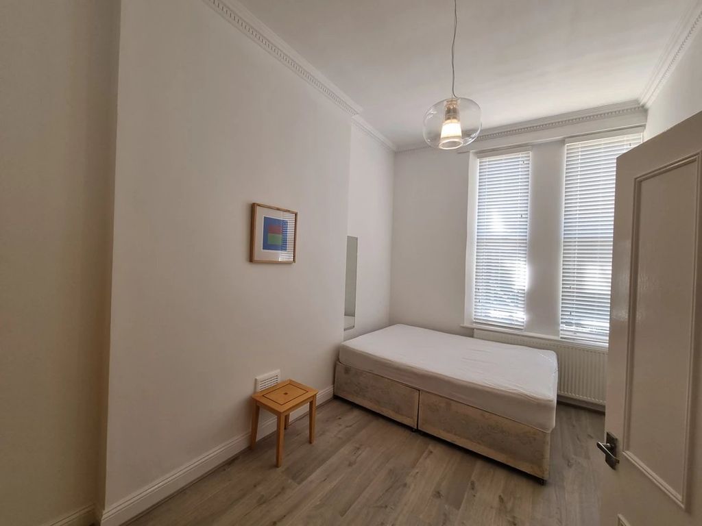 Property photo 3 of 6 Picture No. 07