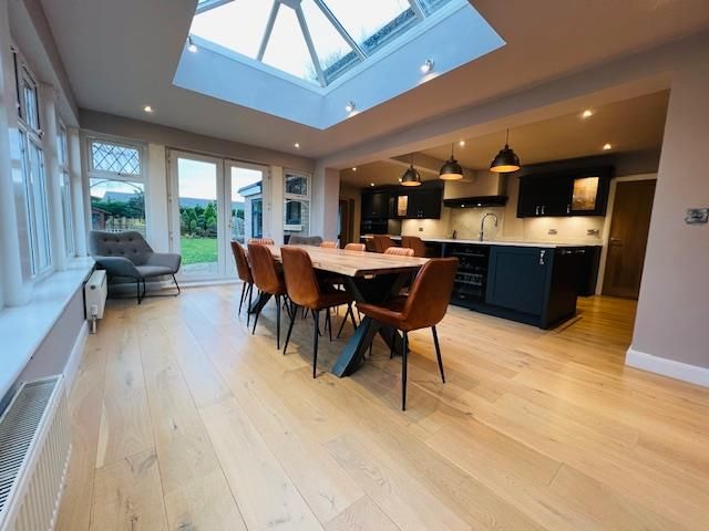 Property photo 3 of 43