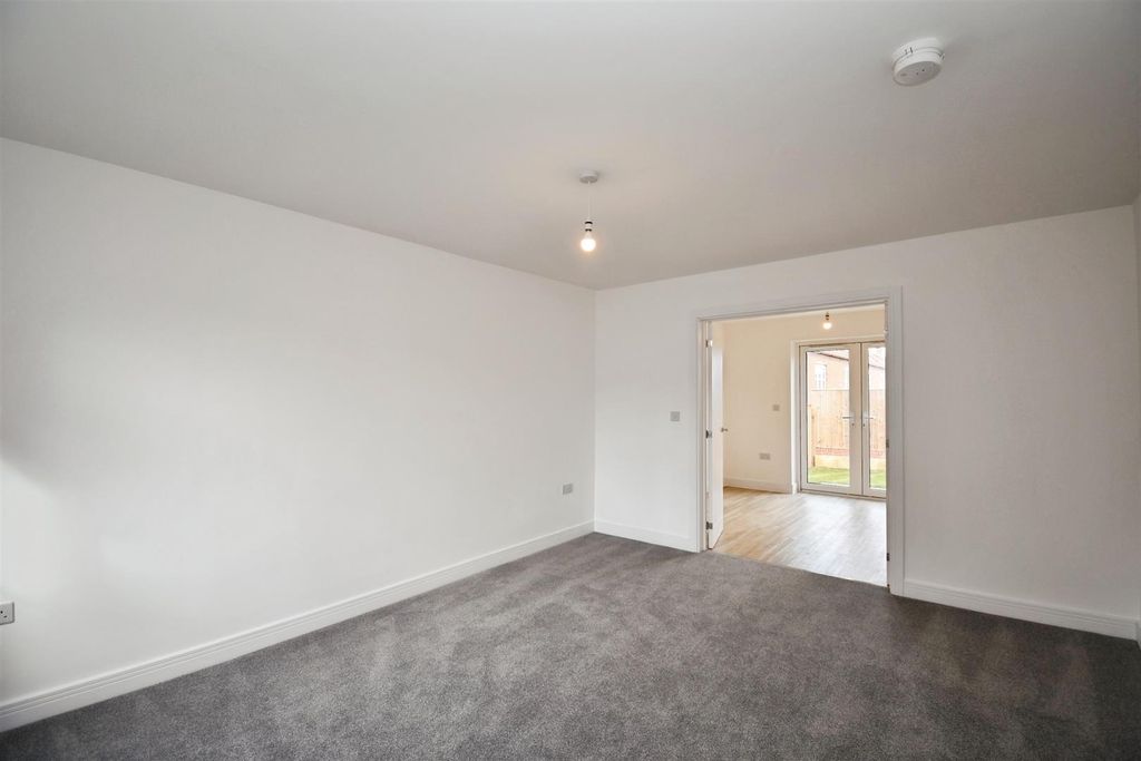Property photo 2 of 13 993Bfa17-U 20 20 289 29.Jpg