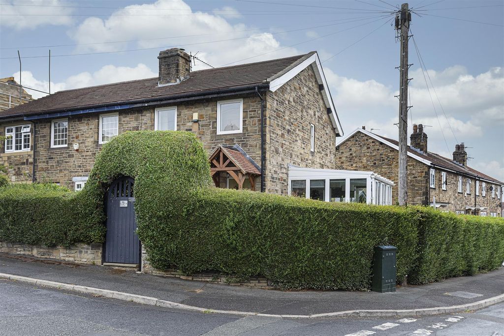 Property photo 1 of 30
